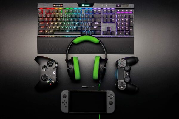 Corsair HS35 Stereo Gaming Headset (50 mm Neodymium luidsprekers, Afneembare unidirectionele microfoon, Vederlicht design, voor PC, XBOXOne, PS4, Nintendo Switch en mobiele...
