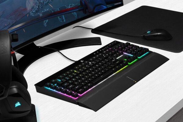 Corsair K55 RGB PRO Wired Membrane Gaming Keyboard (Dynamic RGB Backlit, 6 Macro Keys with Elgato Software Integration, IP42 Protection from Dust and Splash) QWERTZ, Black