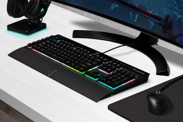Corsair K55 RGB PRO Wired Membrane Gaming Keyboard (Dynamic RGB Backlit, 6 Macro Keys with Elgato Software Integration, IP42 Protection from Dust and Splash) QWERTZ, Black