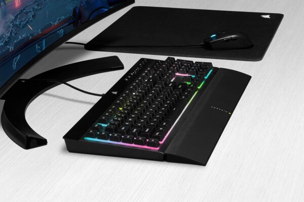 Corsair K55 RGB PRO Wired Membrane Gaming Keyboard (Dynamic RGB Backlit, 6 Macro Keys with Elgato Software Integration, IP42 Protection from Dust and Splash) QWERTZ, Black