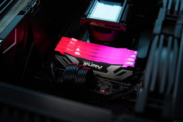 Kingston FURY Renegade Zilver RGB XMP 48GB 8400MT/s DDR5 CL40 CUDIMM Desktop Gaming Geheugen (Set van 2) - KF584CU40RSAK2-48