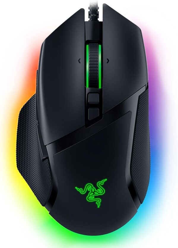 Razer Basilisk V3 - Wired Gaming Mouse (10+1 Programmable Buttons) Black & Razer Gigantus V2 - Soft Gaming Mouse Pad for Speed and Control (Non-slip Foot) Medium Size