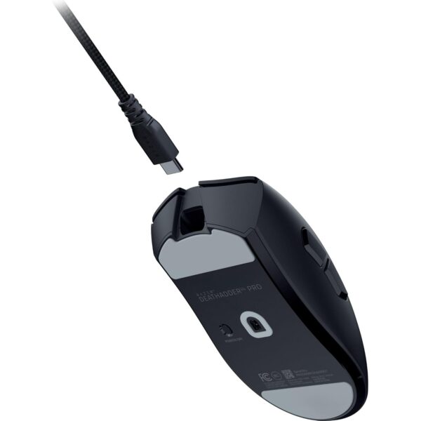 Razer DeathAdder V4 Pro - Ultralight Wireless Ergonomic Esports Mouse - 56g - 2.4Ghz Hyperspeed - Focus Pro 45K Sensor - 8K Hz Polling - Optical Switches Gen-4 - PC/Mac | Black